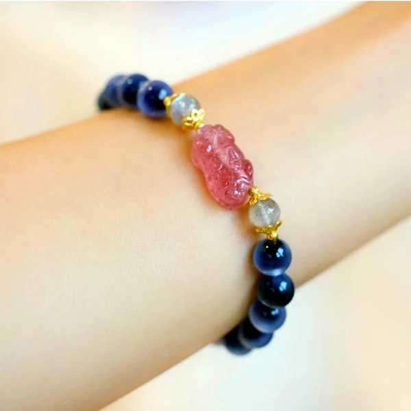 High quality blue agate bracelet, strawberry crystal Pixiu - Image 3
