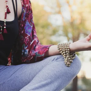 Wear and Maintain a Feng Shui Bracelet