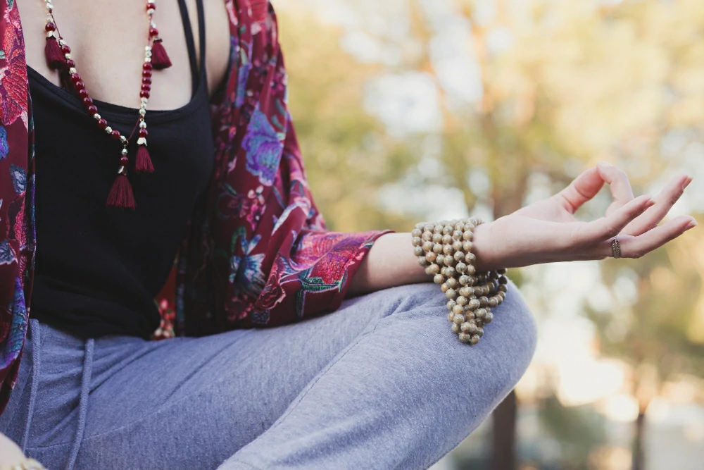 Wear and Maintain a Feng Shui Bracelet