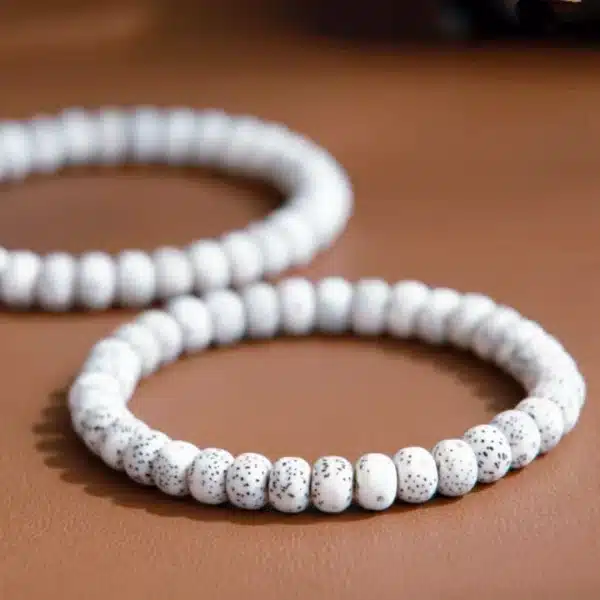 Natural Seed Bead Bracelet – Classic Bodhi Style with Polished Finish - Image 5