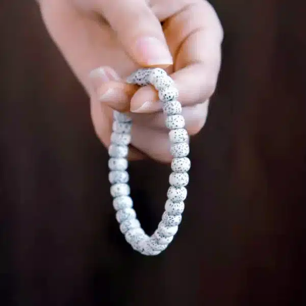 Natural Seed Bead Bracelet – Classic Bodhi Style with Polished Finish - Image 7